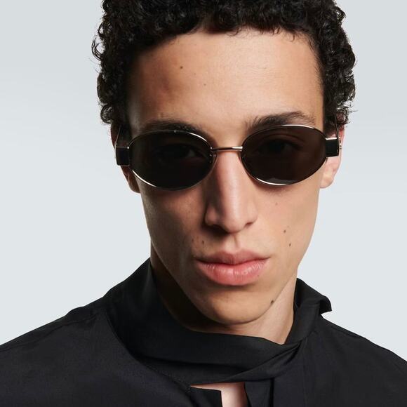 New! CELINE Sunglasses CL40235U 01A, Authentic - Picture 4 of 14